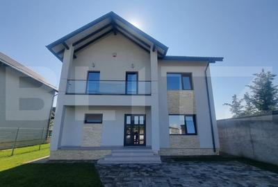 Casă individuală cu 5 camere cu Canalizare în Strejnicu