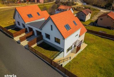 Casă cu 6 camere cu Teren 518 Mp în Ciurila