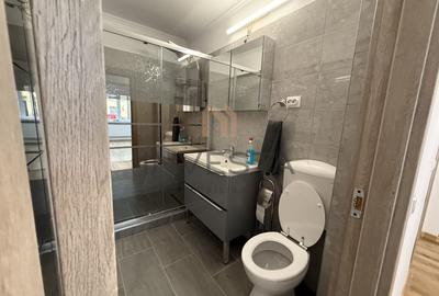 Apartament cu 3 camere semidecomandat în Central - 2