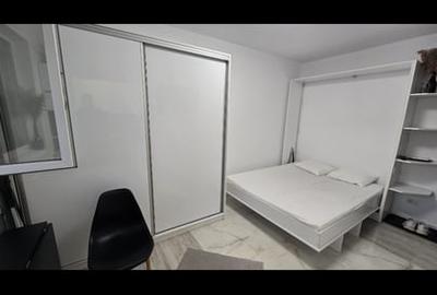 Garsonieră decomandată în Brâncoveanu