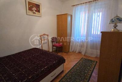 Apartament cu 2 camere decomandat în Baza 3 - 4