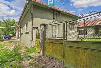 Casă individuală cu 3 camere cu Teren 2000 Mp în Bonțești
