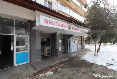 Spațiu comercial, de 96 mp, în Central