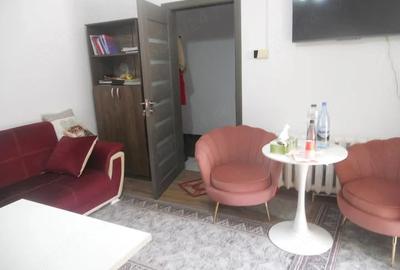 Spațiu comercial, de 45 mp, în Central