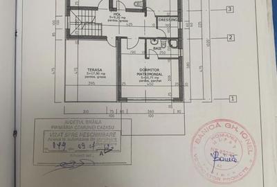 Casă cu 4 camere cu Teren 300 Mp în Central