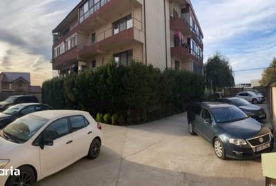 Apartament cu 3 camere decomandat în Nord-Est