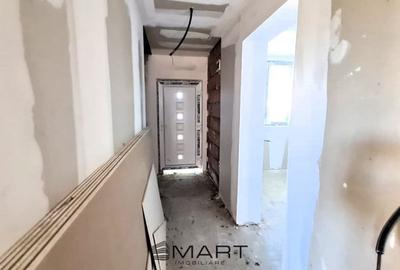 Casă cu 7 camere cu Teren 250 Mp în Șelimbăr