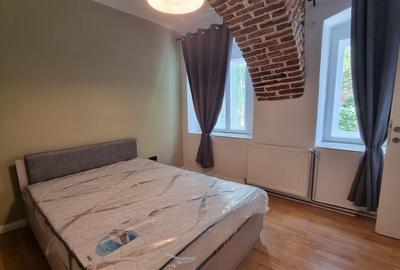 Apartament cu 2 camere semidecomandat, mobilat în Centrul Istoric - 2