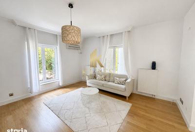 Casă cu 5 camere cu Teren 705 Mp în Central