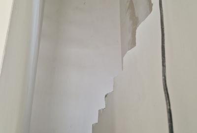Casă cu 4 camere în Central - 2
