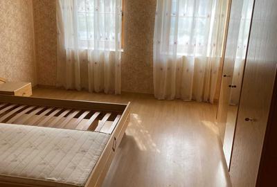 Casă cu 2 camere în Central