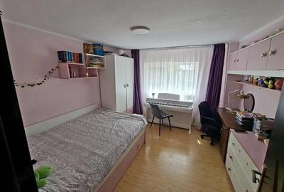 Apartament cu 3 camere decomandat în 1 Decembrie - 9