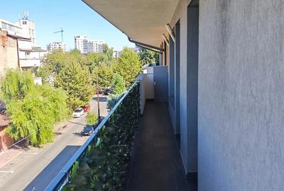 Apartament cu 2 camere semidecomandat în Timpuri Noi
