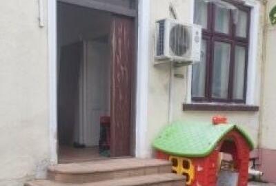 Casă cu 5 camere cu Teren 40 Mp în Parcul Carol