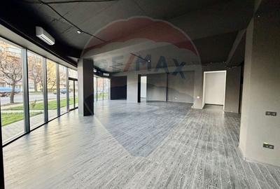 Spațiu comercial, de 270 mp, în Nord - 21