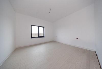 Casă cu 4 camere în Cărpiniș - 5