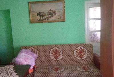 Casă cu 3 camere în Central - 2