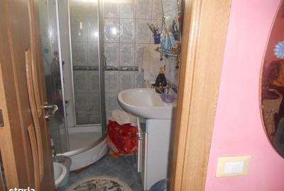 Apartament cu 2 camere decomandat în Sud