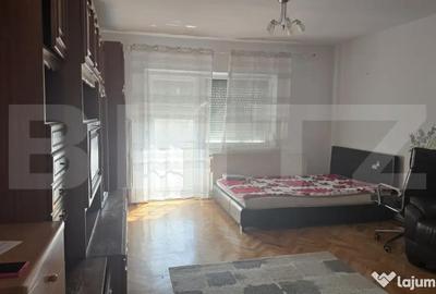 Apartament cu 2 camere decomandat în Micro 17 - 1