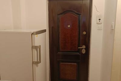Garsonieră semidecomandată în Costin Georgian