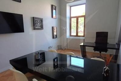 Spațiu comercial, de 45 mp, în Central