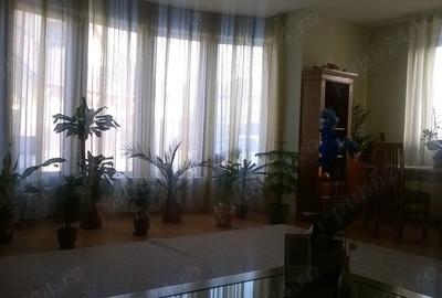 Casă cu 5 camere cu Teren 380 Mp în Central - 5