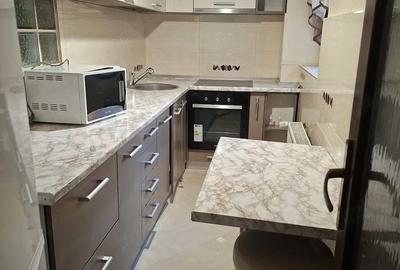 Apartament cu 2 camere decomandat în Decebal