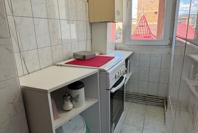 Garsonieră decomandată în Kogălniceanu