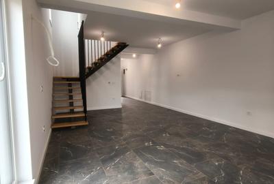 Duplex cu 4 camere cu Canalizare în Sânandrei - 21