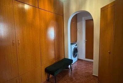 Apartament cu 2 camere decomandat în Galata - 4
