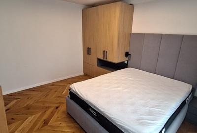 Apartament cu 3 camere semidecomandat, mobilat în Bună Ziua - 19