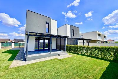Duplex cu 4 camere cu Canalizare în Moșnița Nouă - 3