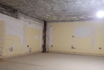 Spațiu comercial, de 120 mp, în Central