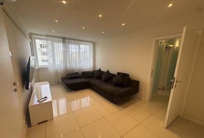 Apartament cu 3 camere, mobilat în Titan