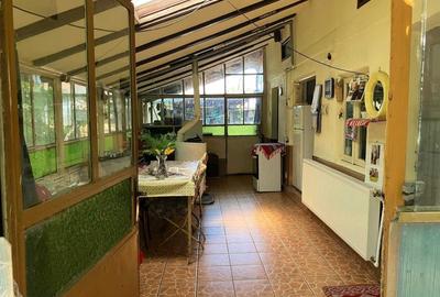 Casă cu 4 camere în Sud
