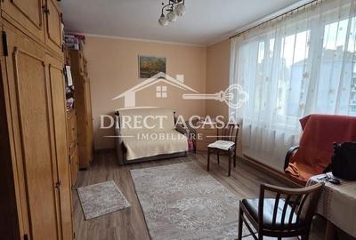 Garsonieră decomandată în Central