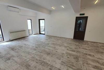 Casă cu 5 camere cu Teren 450 Mp în Voluntari - 4