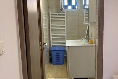 Apartament cu 2 camere în Km 4 - 2