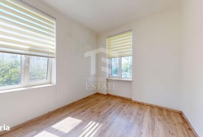 Apartament cu 4 camere în Unirii
