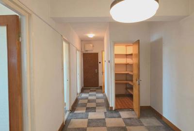 Apartament cu 3 camere în Central - 4