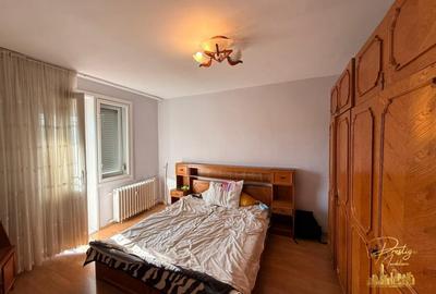 Apartament cu 3 camere decomandat în Cantemir - 11