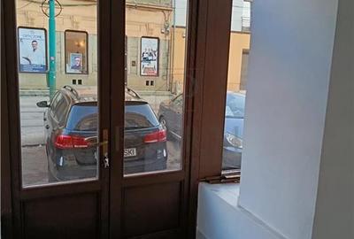 Spațiu comercial, de 50 mp, în Traian - 4