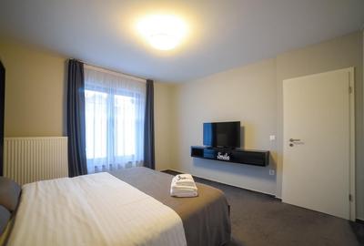 Apartament cu 2 camere decomandat în Tractorul - 4