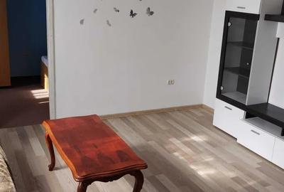 Apartament cu 2 camere semidecomandat în Semicentral
