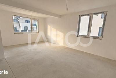 Casă cu 3 camere cu Teren 230 Mp în Central - 2