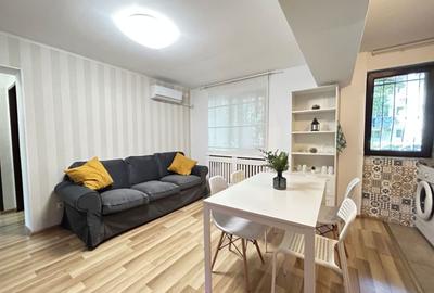 Apartament cu 3 camere decomandat, mobilat în Băneasa