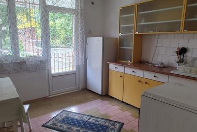 Casă cu 4 camere cu Teren 537 Mp în Central - 15
