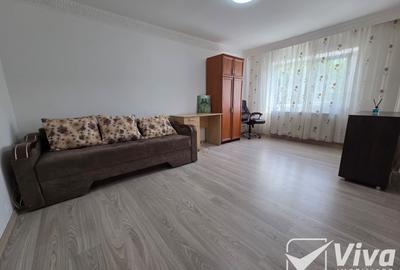 Apartament cu 2 camere decomandat în Nicolina