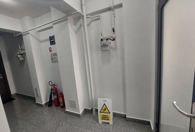 Birou, de 103 mp, în Delfinariu - 19