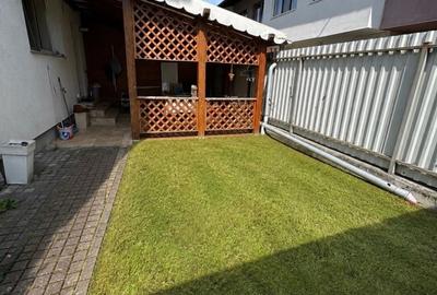 Apartament cu 3 camere semidecomandat în Florești - 2